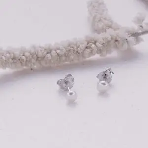 Zilveren oorstekers ‘ÉCLAT DE PERLE’